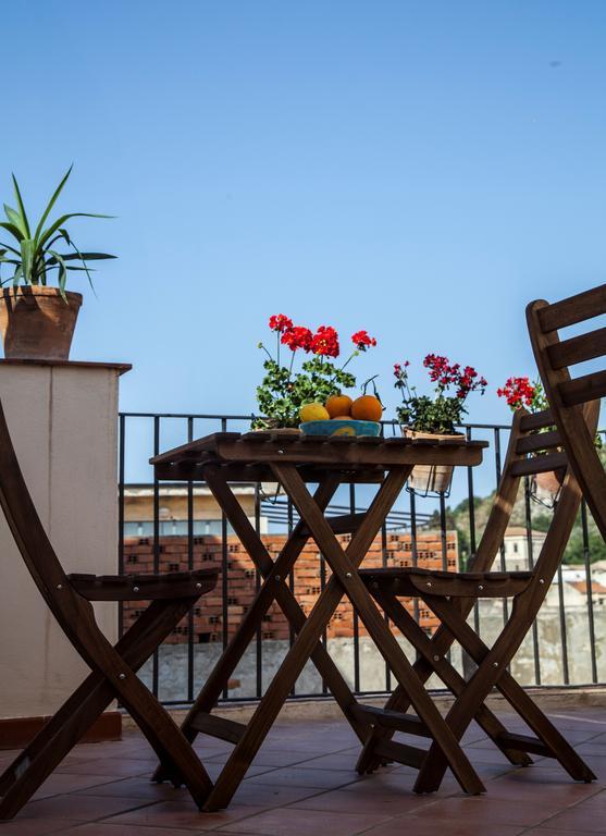 טאורמינה Casa Mediterraneo מראה חיצוני תמונה
